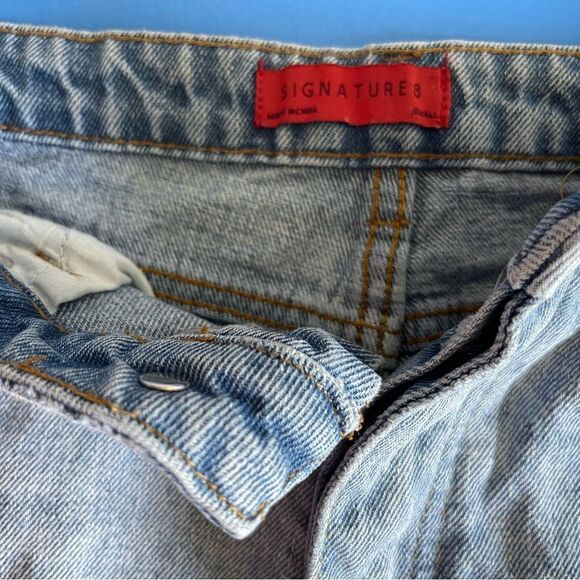 Signature8 cut off denim shorty shorts. - Picture 2 of 3